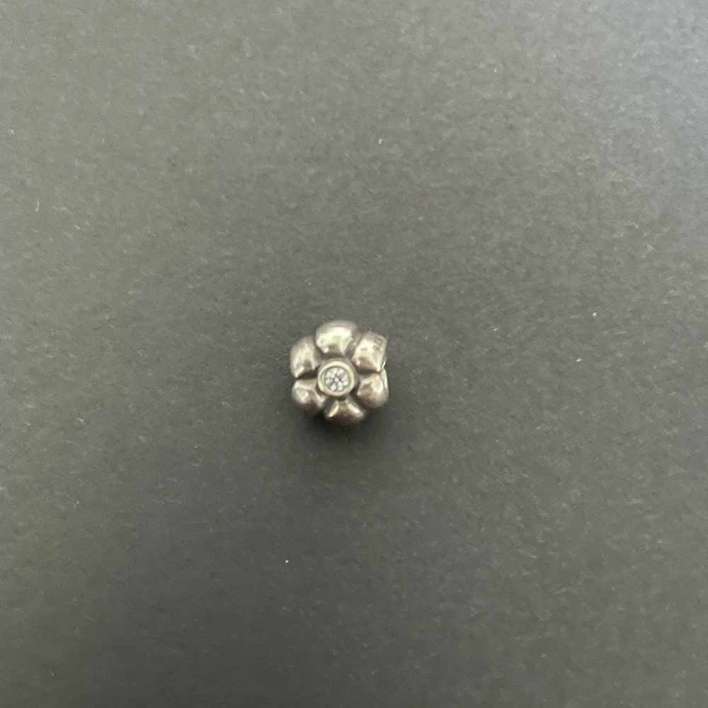Pandora Flower Charm *AUTHENTIC*